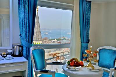 GLAMOUR HOTEL