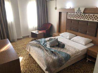 GRAND MILAN HOTEL