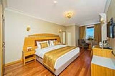 GOLDEN PARK HOTEL
