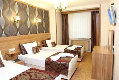 GRAND GROSS HOTEL