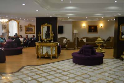GRAND ANT HOTEL