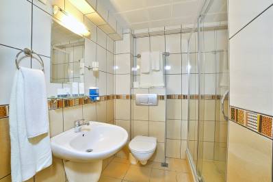 GRAND ANT HOTEL