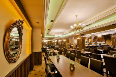 GRAND ANT HOTEL