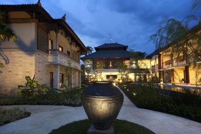 GRAND WHIZ HOTEL NUSA DUA BALI