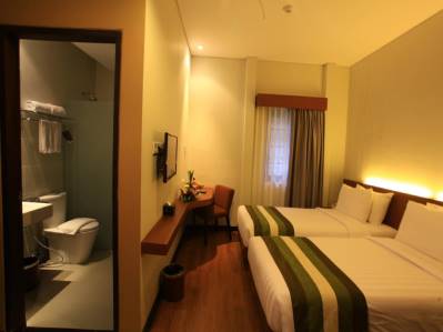 GRAND WHIZ HOTEL NUSA DUA BALI