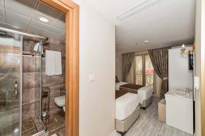 GRAND PAMIR HOTEL