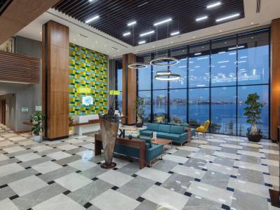 HOLIDAY INN ISTANBUL TUZLA BAY