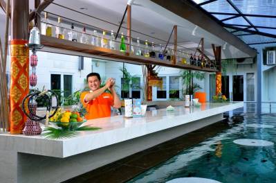 HARRIS HOTEL & RESIDENCES RIVERVIEW