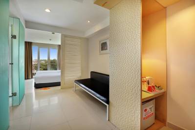 HARRIS HOTEL & RESIDENCES RIVERVIEW