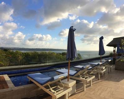 JIMBARAN BAY BEACH RESORT & SPA