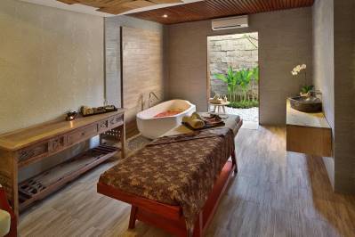 JIMBARAN BAY BEACH RESORT & SPA
