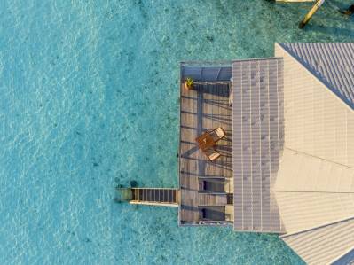 KOMANDOO ISLAND RESORT & SPA