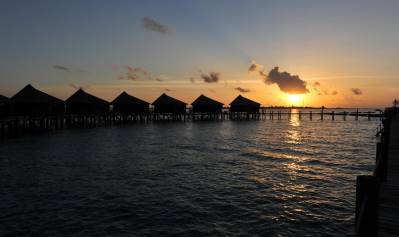 KOMANDOO ISLAND RESORT & SPA