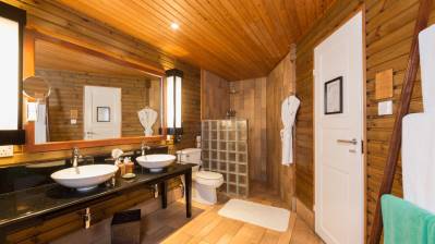 KUREDU ISLAND RESORT & SPA
