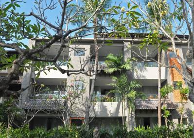 LEGIAN BEACH HOTEL