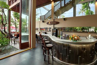 LEGIAN BEACH HOTEL