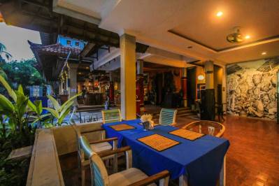 LEGIAN VILLAGE HOTEL