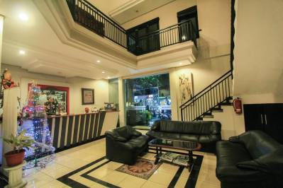 LEGIAN VILLAGE HOTEL