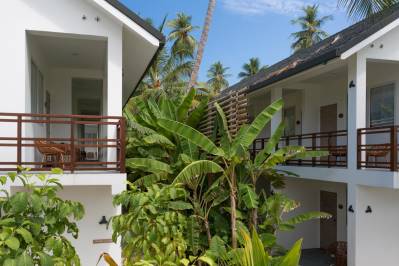 MALAHINI KUDO BANDOS RESORT