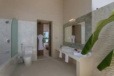 MALAHINI KUDO BANDOS RESORT