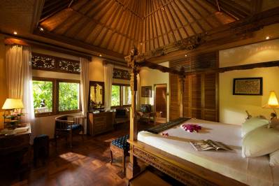 MATAHARI BEACH RESORT