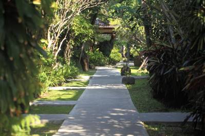 MATAHARI BUNGALOWS