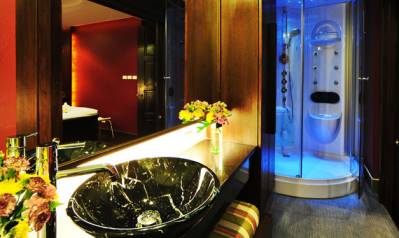 NORA CHAWENG HOTEL