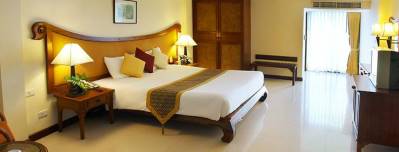 NORA LAKEVIEW HOTEL