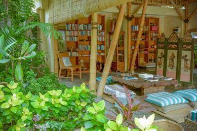 THE OPEN HOUSE BALI