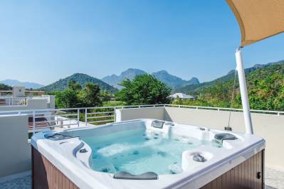 ORIENTAL BEACH PEARL RESORT