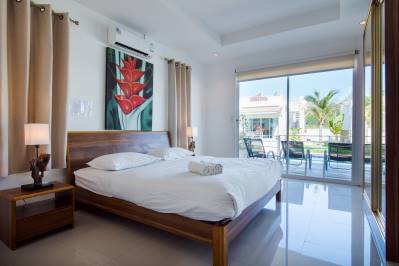 ORIENTAL BEACH PEARL RESORT
