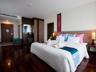 PATTAYA DISCOVERY BEACH HOTEL