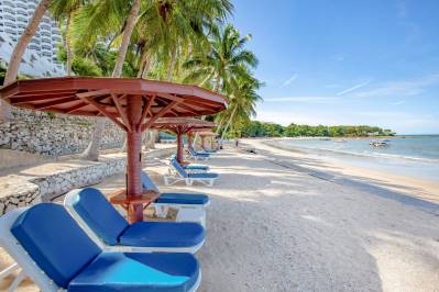 ROYAL CLIFF BEACH HOTEL