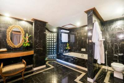 ROYAL CLIFF GRAND HOTEL