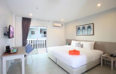 RECENTA SUITE PHUKET SUANLUANG