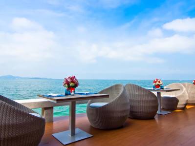 ROYAL CLIFF BEACH TERRACE