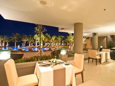 ROYAL CLIFF BEACH TERRACE