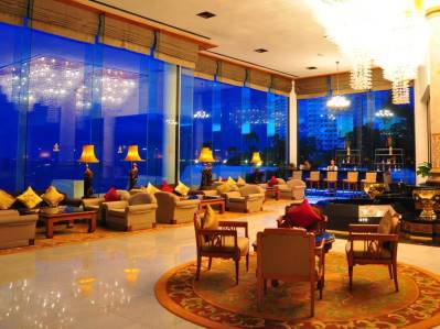 ROYAL WING SUITES & SPA
