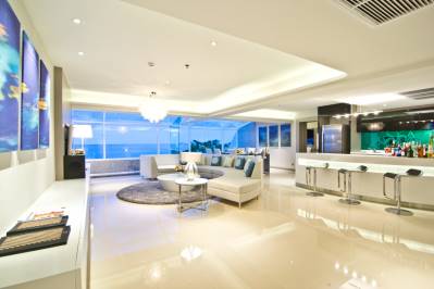 ROYAL WING SUITES & SPA