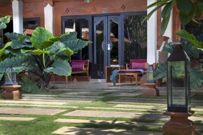 SADARA BOUTIQUE BEACH RESORT