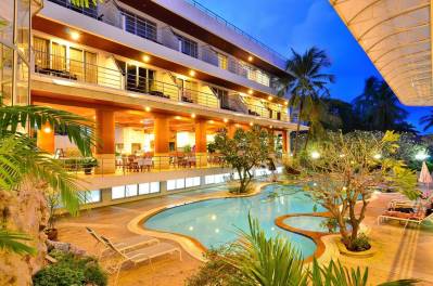 SAMUI FIRST HOUSE HOTEL