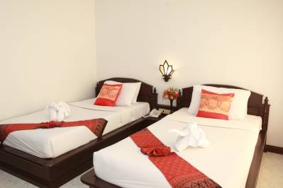 SAMUI FIRST HOUSE HOTEL