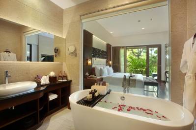 THE SEMINYAK BEACH RESORT & SPA
