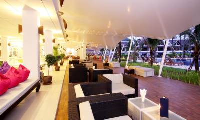 SUNWING KAMALA BEACH