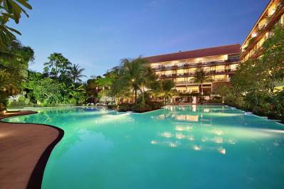 SWISS-BELHOTEL SEGARA