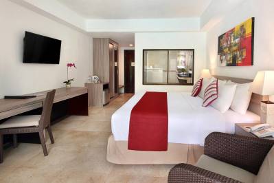 SWISS-BELHOTEL SEGARA
