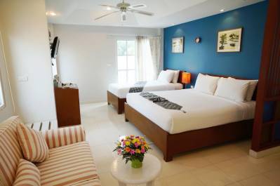 THE BEACH BOUTIQUE HOUSE