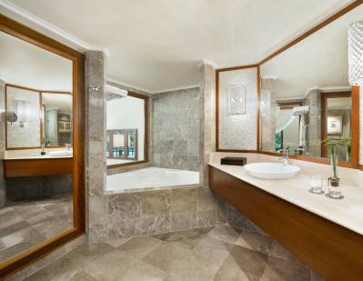 THE LAGUNA, A LUXURY COLLECTION RESORT & SPA, NUSA DUA, BALI