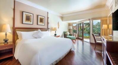 THE LAGUNA, A LUXURY COLLECTION RESORT & SPA, NUSA DUA, BALI