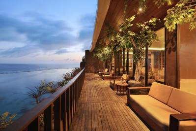 ULU SEGARA LUXURY SUITES & VILLAS